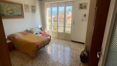 Appartamentoin Vendita, Camporosso - Mare - Centrale - Riferimento: v127