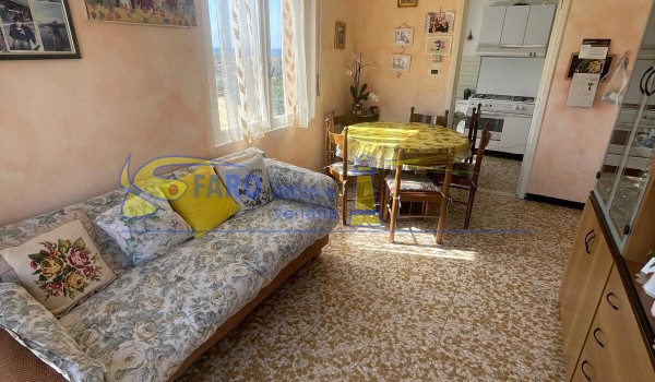 Appartamento in vendita, camporosso, mare 