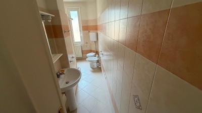 Appartamentoin Affitto, Ventimiglia - Centrale - Riferimento: a353