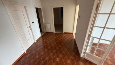 Appartamentoin Affitto, Ventimiglia - Centrale - Riferimento: a353