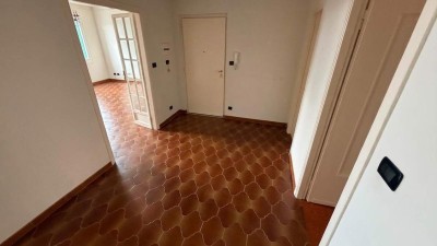 Appartamentoin Affitto, Ventimiglia - Centrale - Riferimento: a353