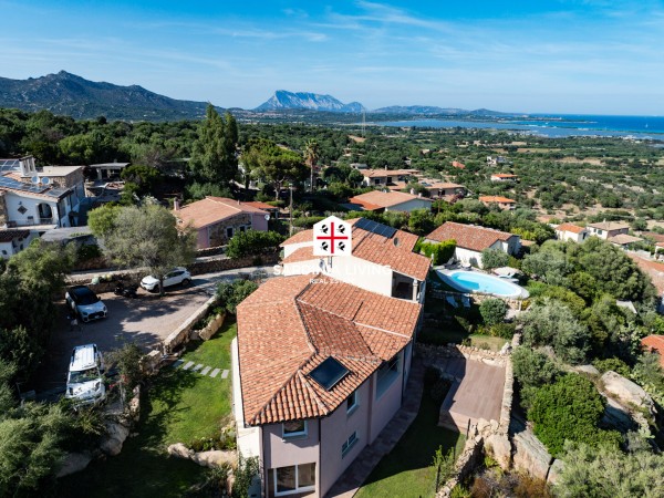 Villa con vista mare