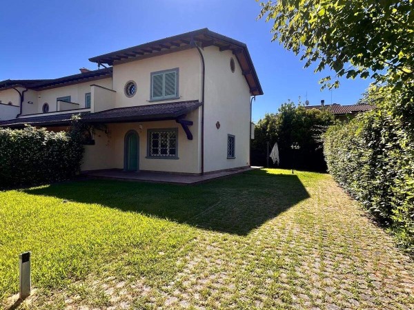 Villa Bifamiliare in vendita, Seravezza 