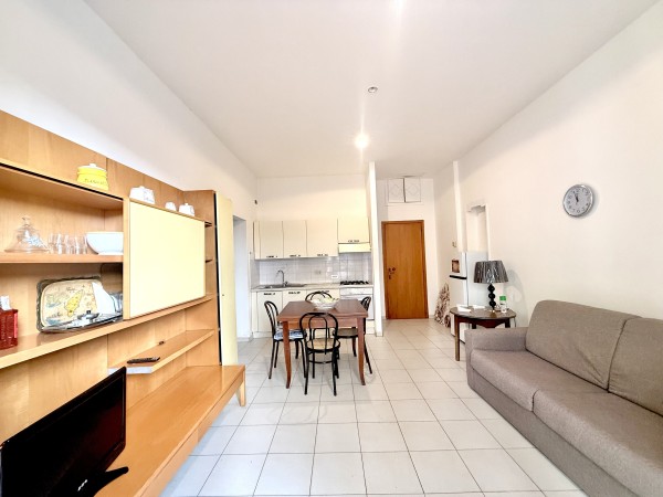 Piano terra 100 mt. Dal mare c