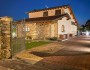 Villa in Affitto a  (Seravezza