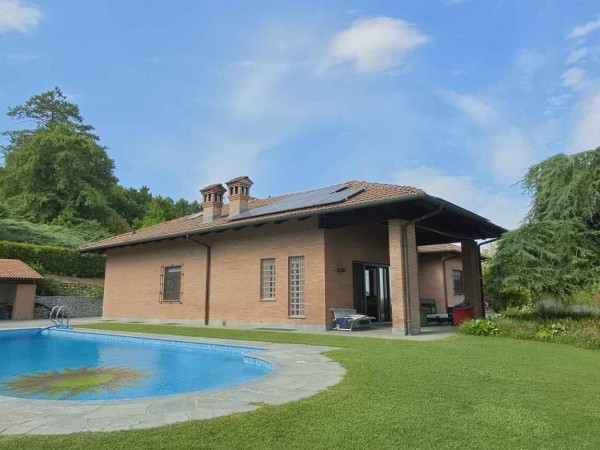 Riferimento 137-26VD - Villa in Vendita a Pietra Marazzi