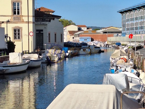Riferimento VIAAPPCAN127 - Appartamento in Vendita a Viareggio