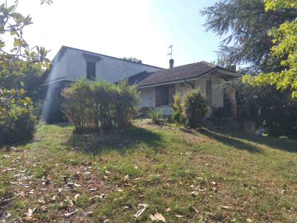 Riferimento 140-26CC - Casa Indipendente in Vendita a Valmadonna