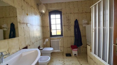 Villa Singolain Vendita, Cervaro - Riferimento: 128838788