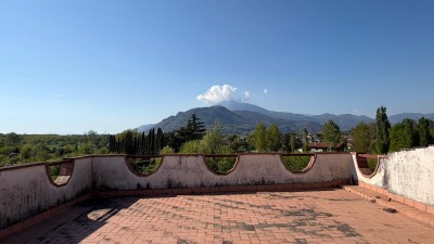 Villa Singolain Vendita, Cervaro - Riferimento: 128838788