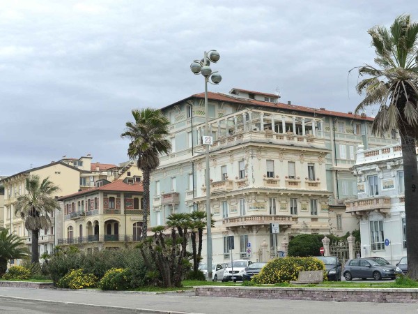 Riferimento V10 - Villetta A Schiera in Vendita a Viareggio