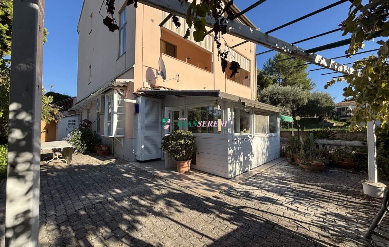 Agenzia Giansereni - 