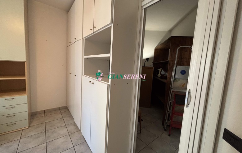 Agenzia Giansereni - 