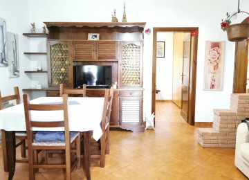 Soggiorno - vista dall'ingresso