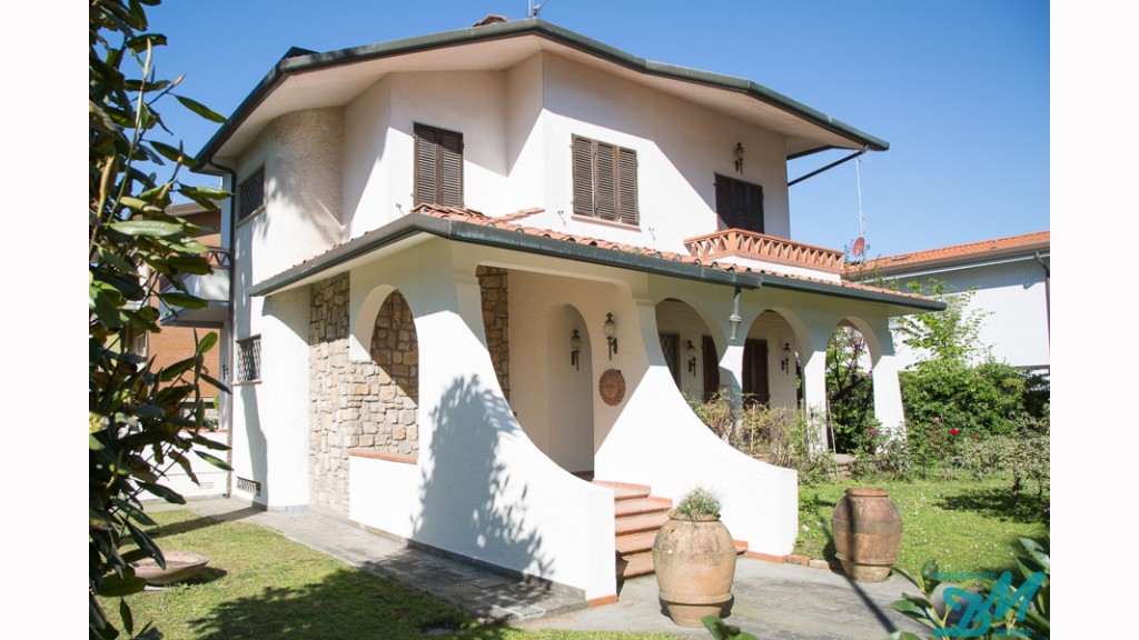 Villa Singolain Affitto, Camaiore - Lido Di Camaiore - Riferimento: ldc042