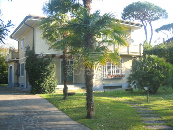 Villa in affitto, Forte dei Marmi, Roma Imperiale 
