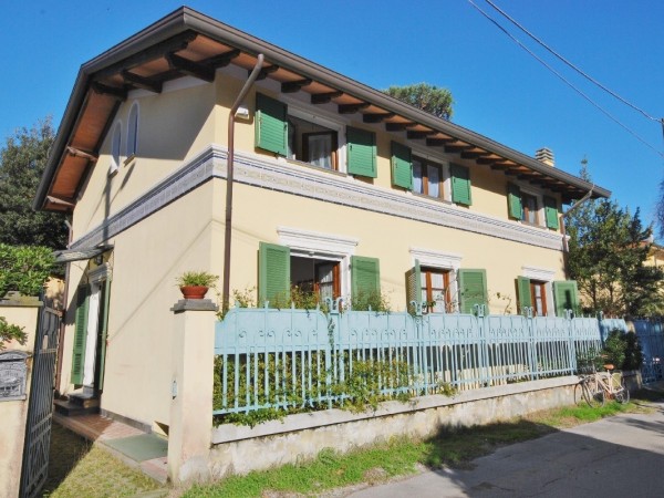 >Foto Anteprima LT 623 Les tuilles - Villa Bifamiliare in Affitto a Marina Di Pietrasanta