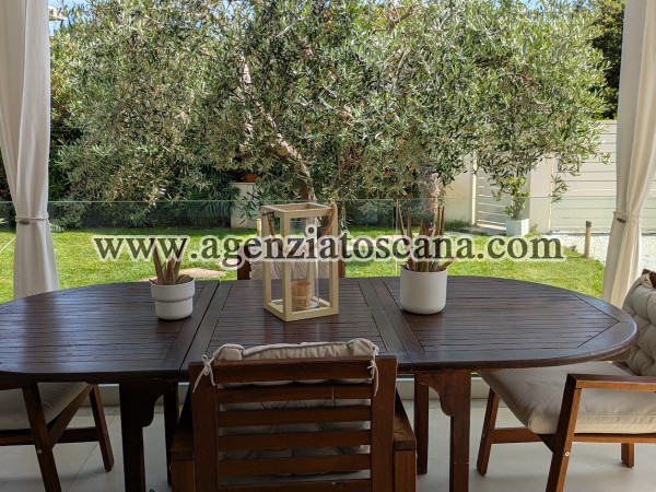 Two-family Villa for sale, Forte Dei Marmi - Centrale -  14