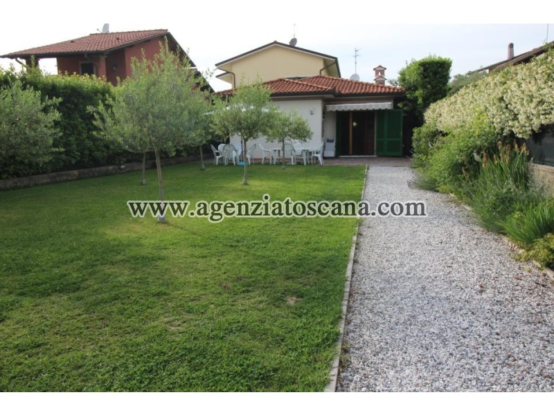 Villetta Singola for rent, Forte Dei Marmi -  1