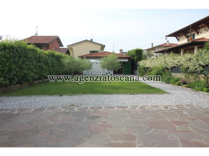 Villetta Singola for rent, Forte Dei Marmi -  0