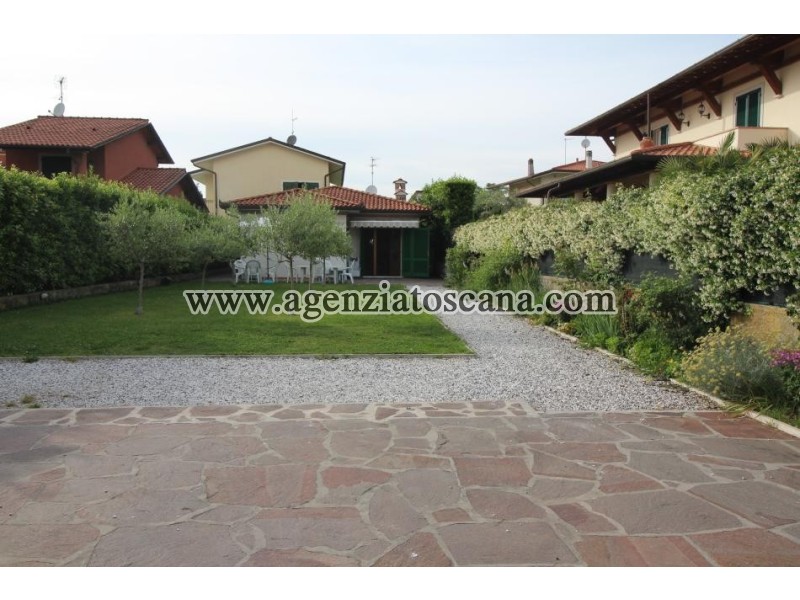 Villetta Singola for rent, Forte Dei Marmi -  2