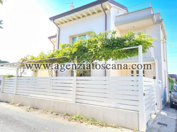 Villa In Ottima Posizione Centrale