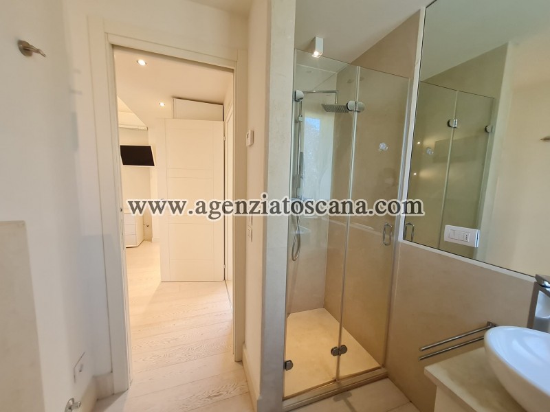 Villa for rent, Forte Dei Marmi - Centrale -  32