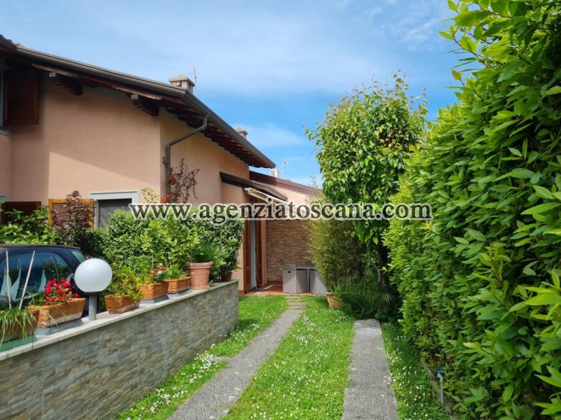 Two-family Villa for rent, Forte Dei Marmi - Centrale -  0