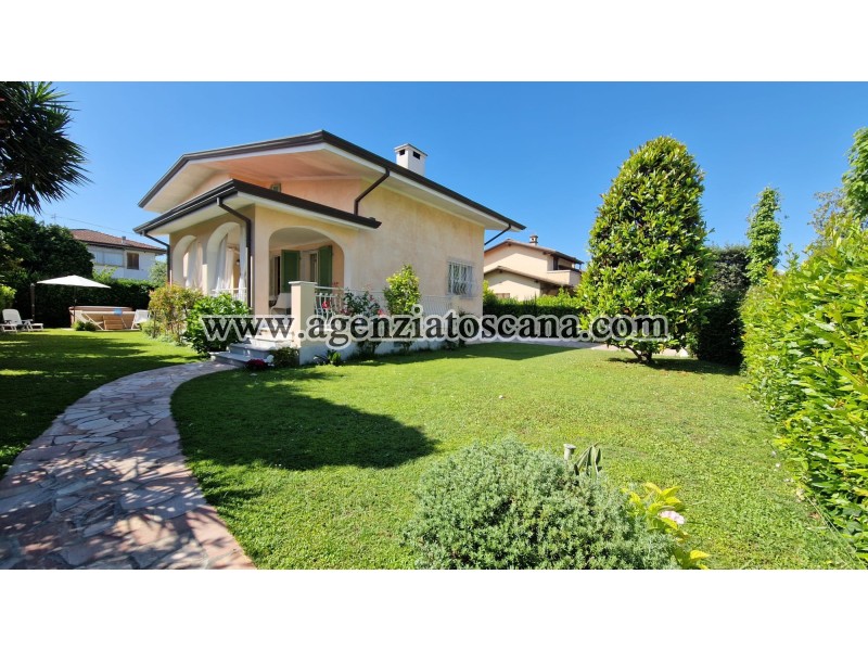 Villetta Singola for rent, Forte Dei Marmi - Centrale -  1