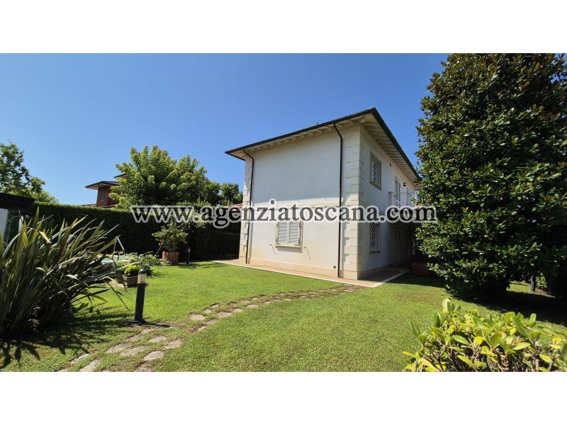 Вилла за арендная плата, Forte Dei Marmi - Centrale -  2