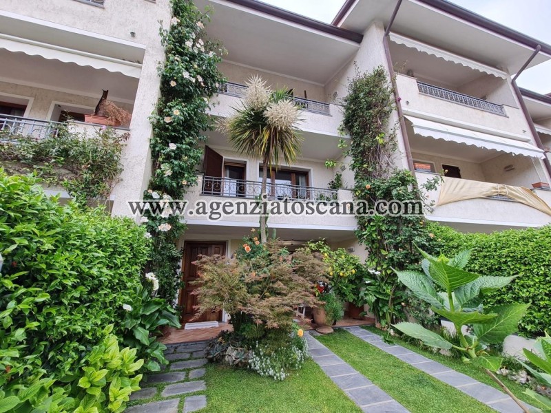 Villetta Plurifamiliare in affitto, Forte Dei Marmi - Caranna -  0