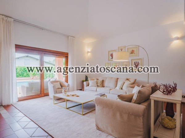 вилла с бассейном за продажа, Forte Dei Marmi - Vittoria Apuana -  7