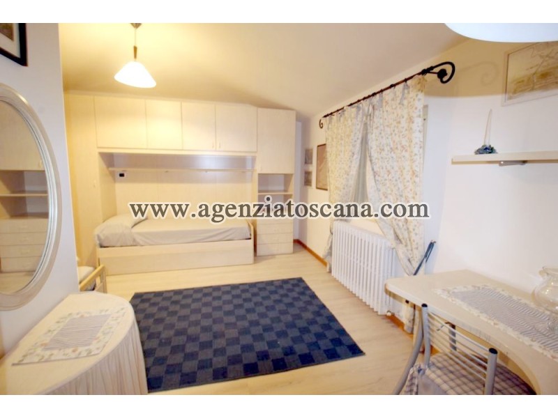 Вилла бифамильяре за арендная плата, Forte Dei Marmi - Centrale -  31