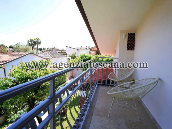 Two-family Villa for sale, Forte Dei Marmi - Centrale -  27