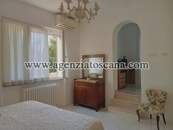 Two-family Villa for sale, Forte Dei Marmi - Centrale -  23