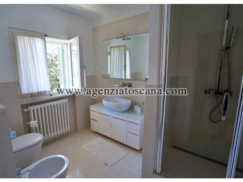 Two-family Villa for rent, Forte Dei Marmi - Centrale -  15