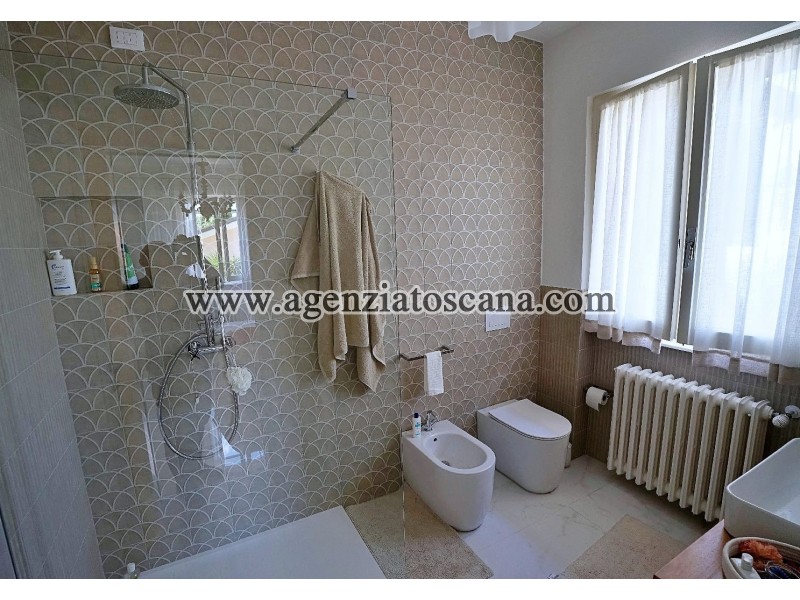 Two-family Villa for rent, Forte Dei Marmi - Centrale -  17