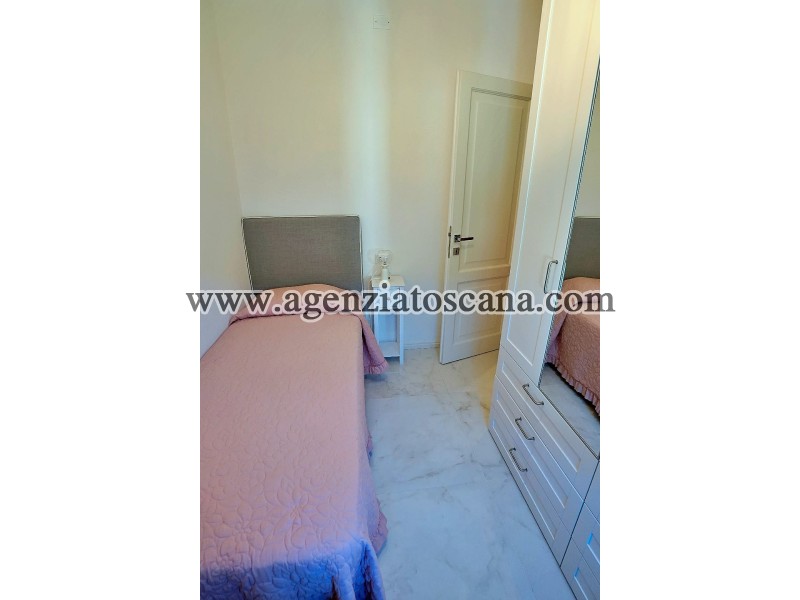 Two-family Villa for rent, Forte Dei Marmi - Centrale -  25