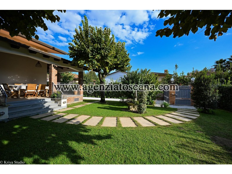 Villa Bifamiliare in affitto, Forte Dei Marmi - Centrale -  4