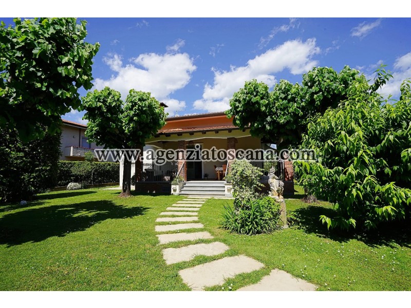 Two-family Villa for rent, Forte Dei Marmi - Centrale -  1