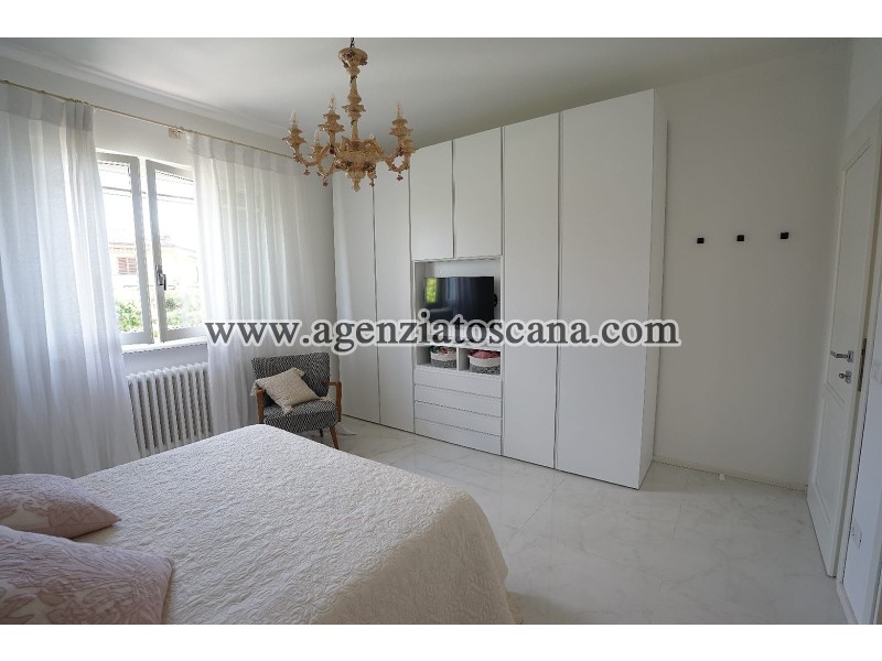 Two-family Villa for rent, Forte Dei Marmi - Centrale -  21