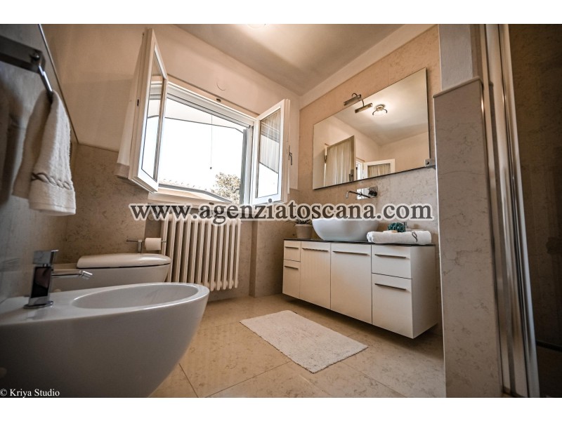 Villa Bifamiliare in affitto, Forte Dei Marmi - Centrale -  23