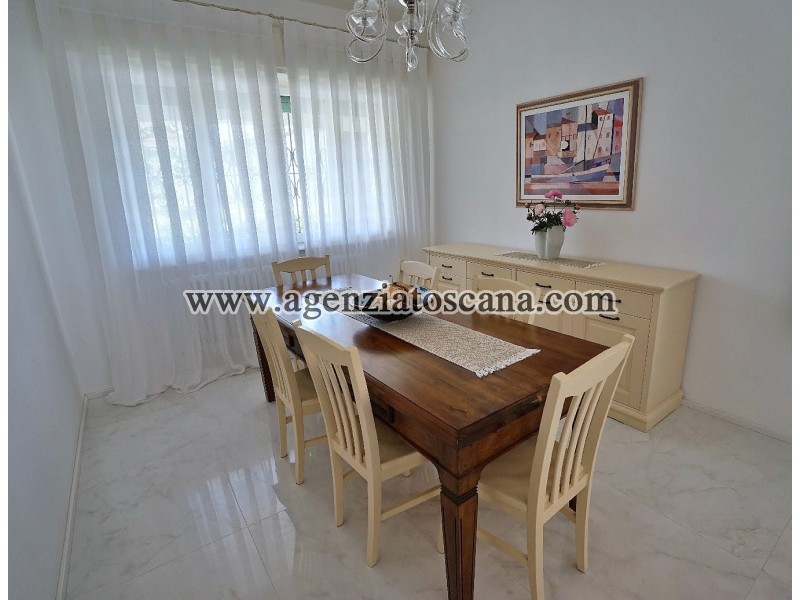 Two-family Villa for rent, Forte Dei Marmi - Centrale -  11