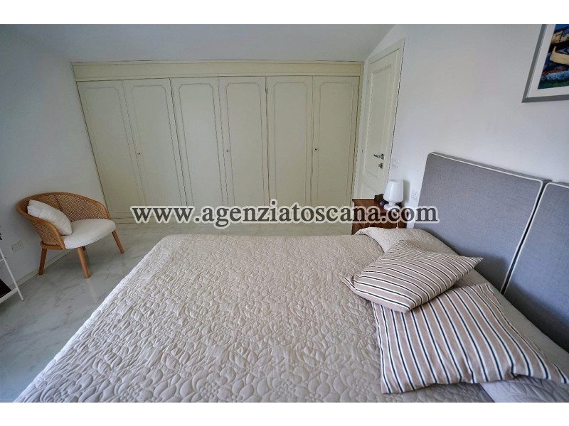 Two-family Villa for rent, Forte Dei Marmi - Centrale -  22