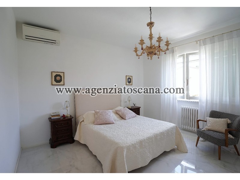 Two-family Villa for rent, Forte Dei Marmi - Centrale -  19