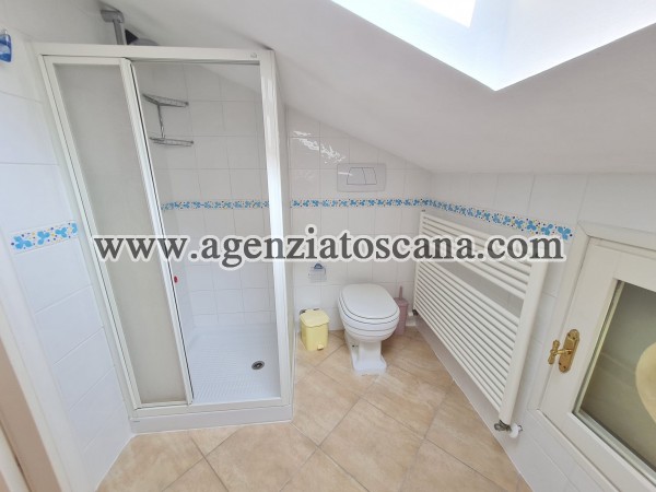 Вилла бифамильяре за продажа, Forte Dei Marmi - Vittoria Apuana -  32