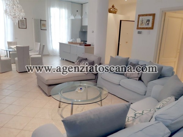 Apartment for sale, Forte Dei Marmi - Centro Storico -  1