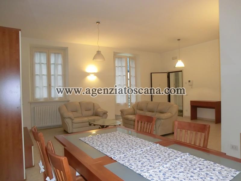 Apartment for rent, Forte Dei Marmi - Centro Storico -  0