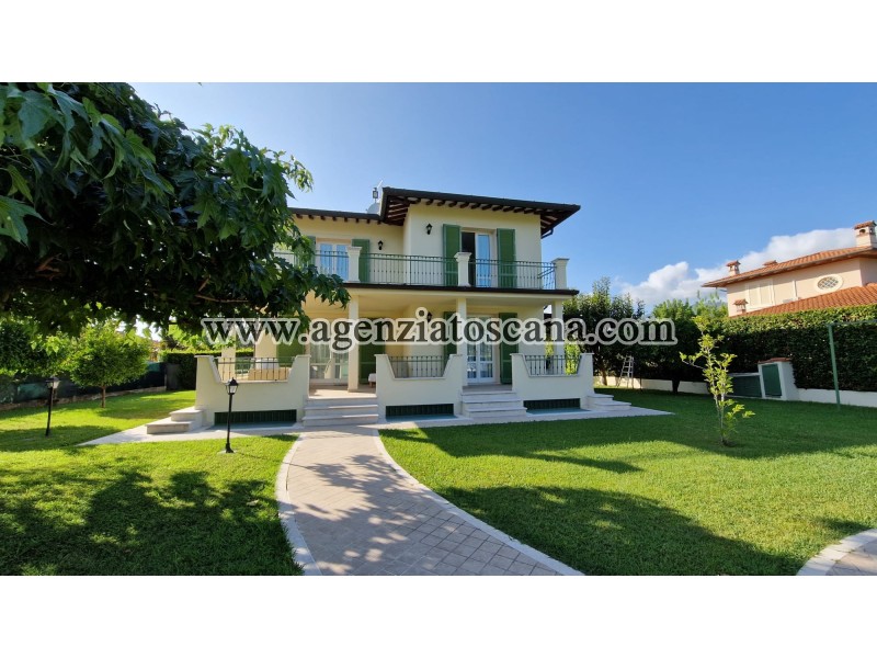 Villetta Singola for rent, Forte Dei Marmi -  2