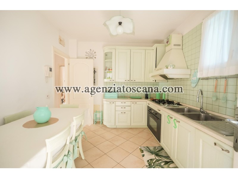 Villetta Singola for rent, Forte Dei Marmi -  11